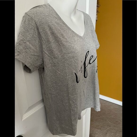Women’s WIFEY tee shirt - Picture 2 of 4
